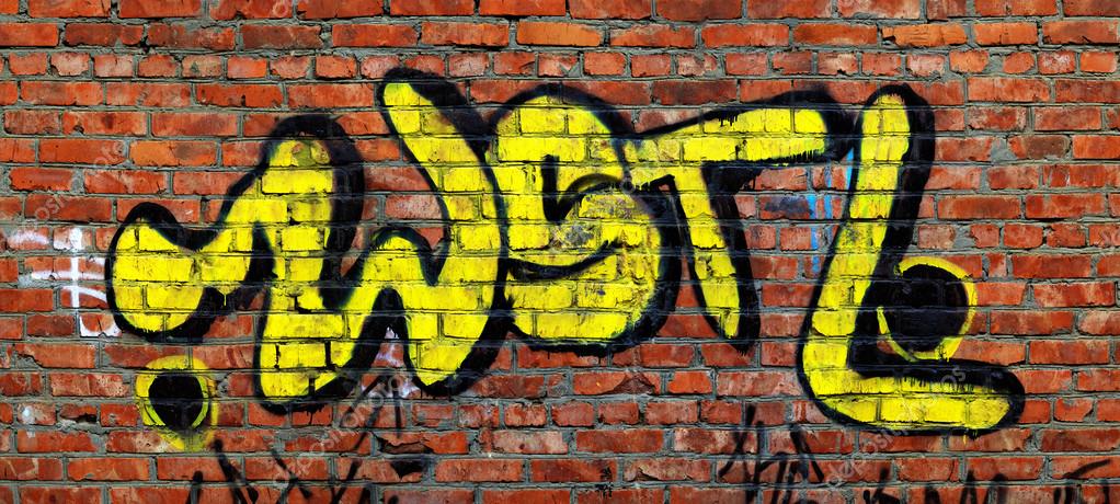 Grafitis sobre ladrillo